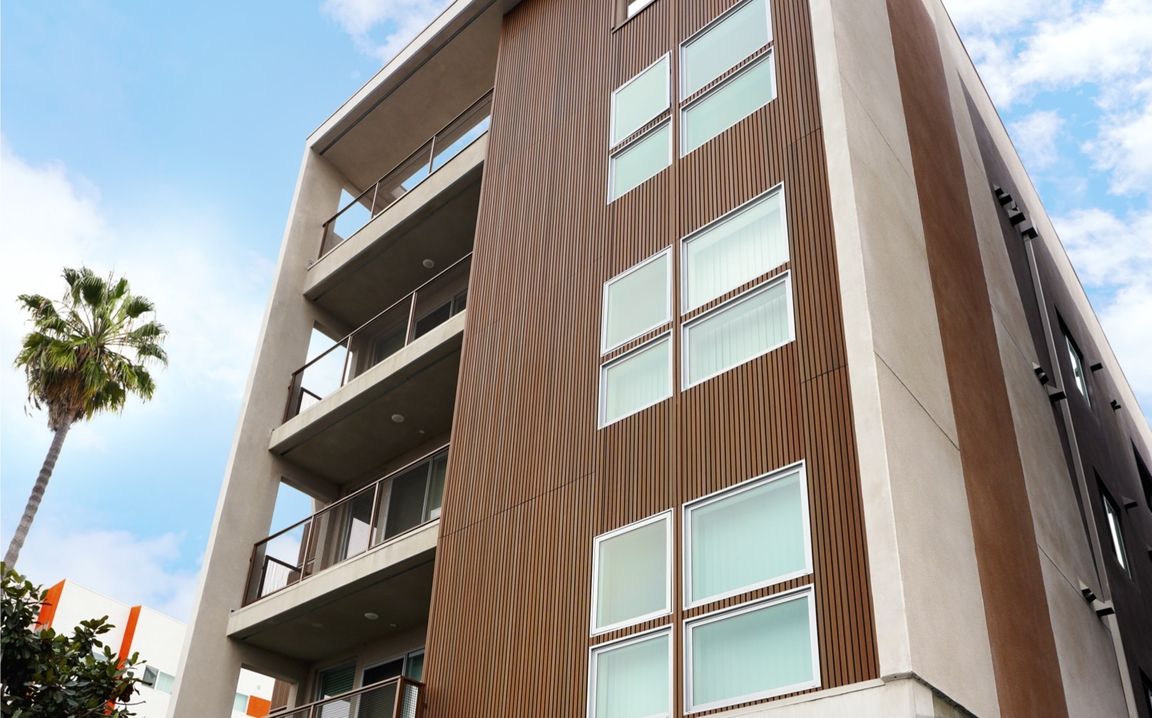 Crenshaw Exterior 733_Hudson-Title